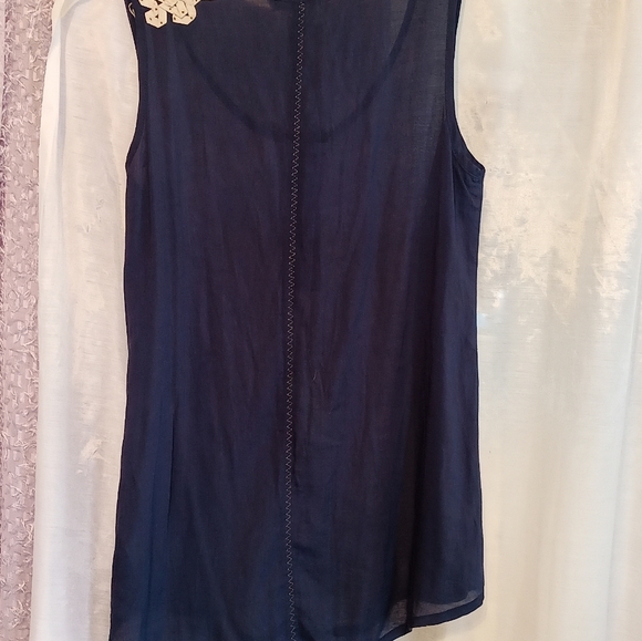 Women's size small tank top - Picture 6 of 8